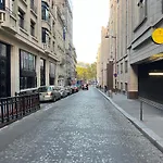 Luxe Accommodation On The Champs-Elysees